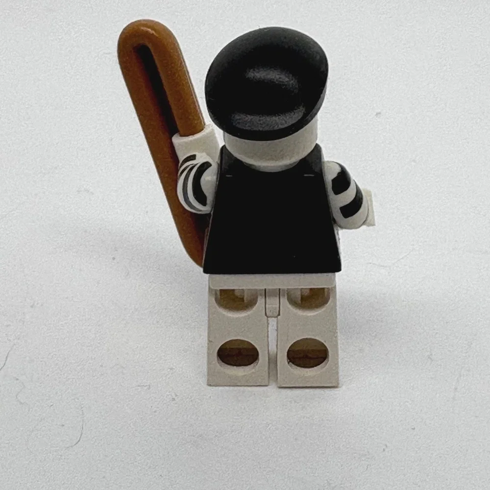 LEGO Mime Minifigure Series 2 Collectible 8684-11 with Baguette and Beret